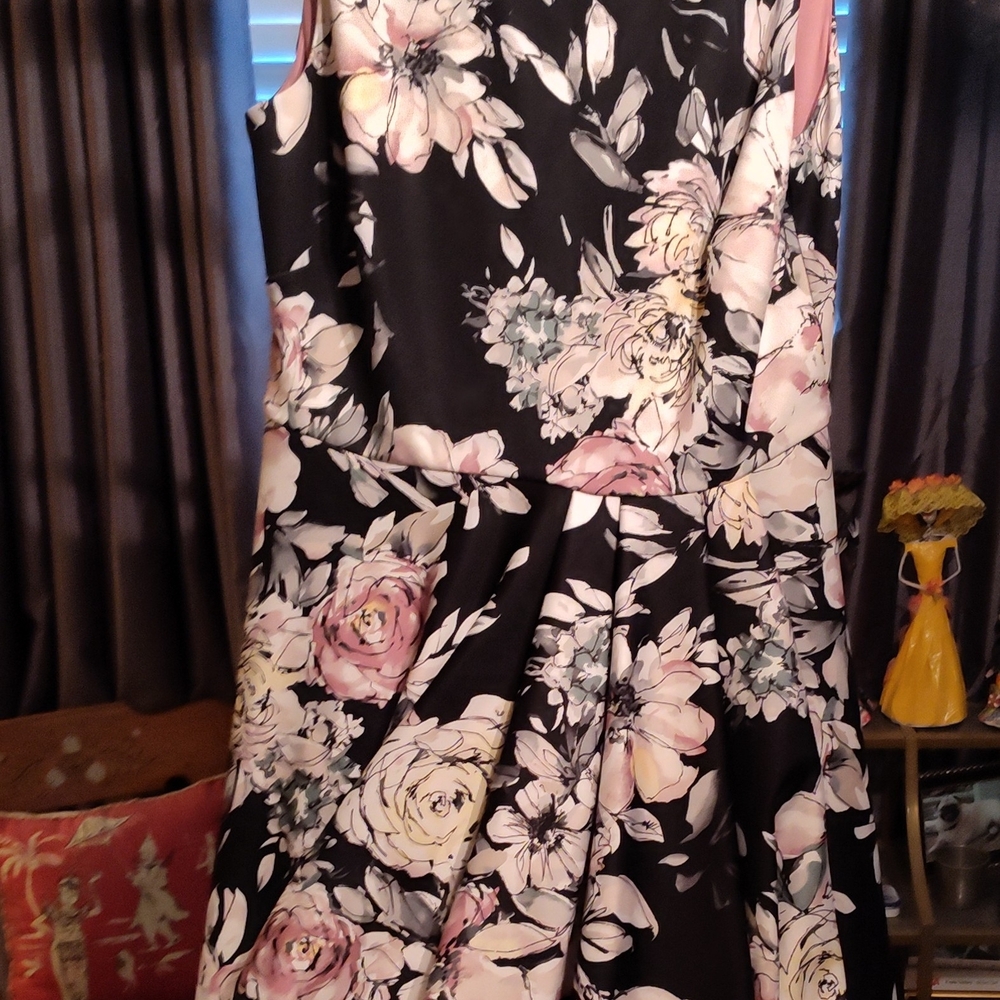 White House Black Market Floral High Low Dress